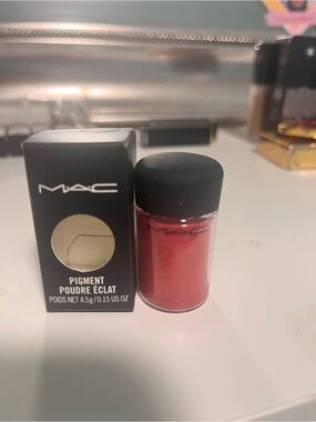 MAC Loose Pigment Powder